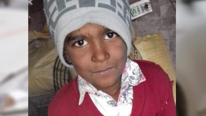 Bihar : मोबाइल लेकर निकला पांच साल का बच्चा प्लास्टिक में पैक मिला; गायब होने के आठ दिन तक पुलिस ने नहीं खोजा Bihar News: Five year old child murdered in Patna, missing for 10 days, dead body found wrapped in plastic