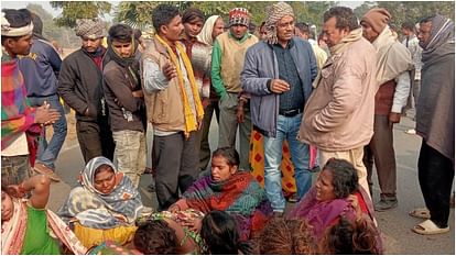 Bihar Police failed to stop crime in patna,Child murdered and hanged from a tree. bihar news hindi.