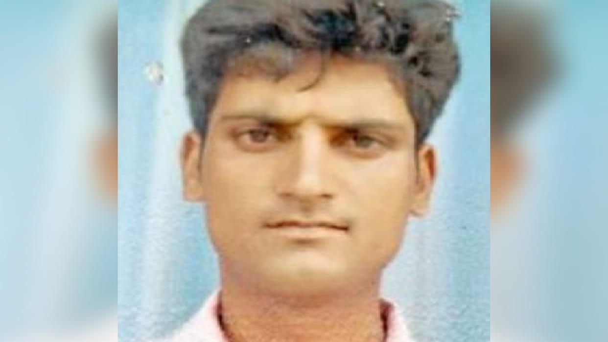 young man committed suicide after informing the police in Budaun