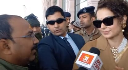 प्राण प्रतिष्ठा समारोह: अयोध्या पहुंचीं कंगना रनौत, बोलीं - कई जन्मों के पुण्य का प्रभाव है Pran Pratishtha: Kangana Ranaut in Ayodhya.