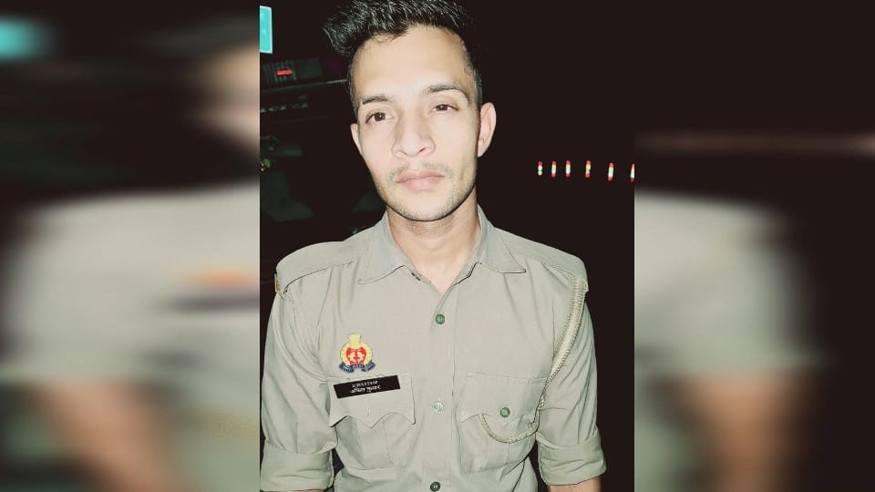 Policeman's suicide or murder Brother was shocked after seeing the post mortem report