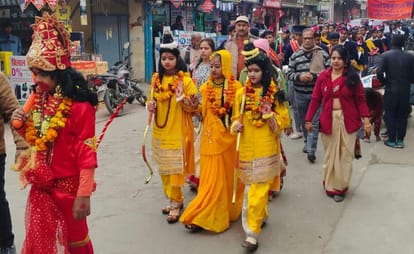 Temples, gates and markets are decorated like a bride, see the splendor of Western UP