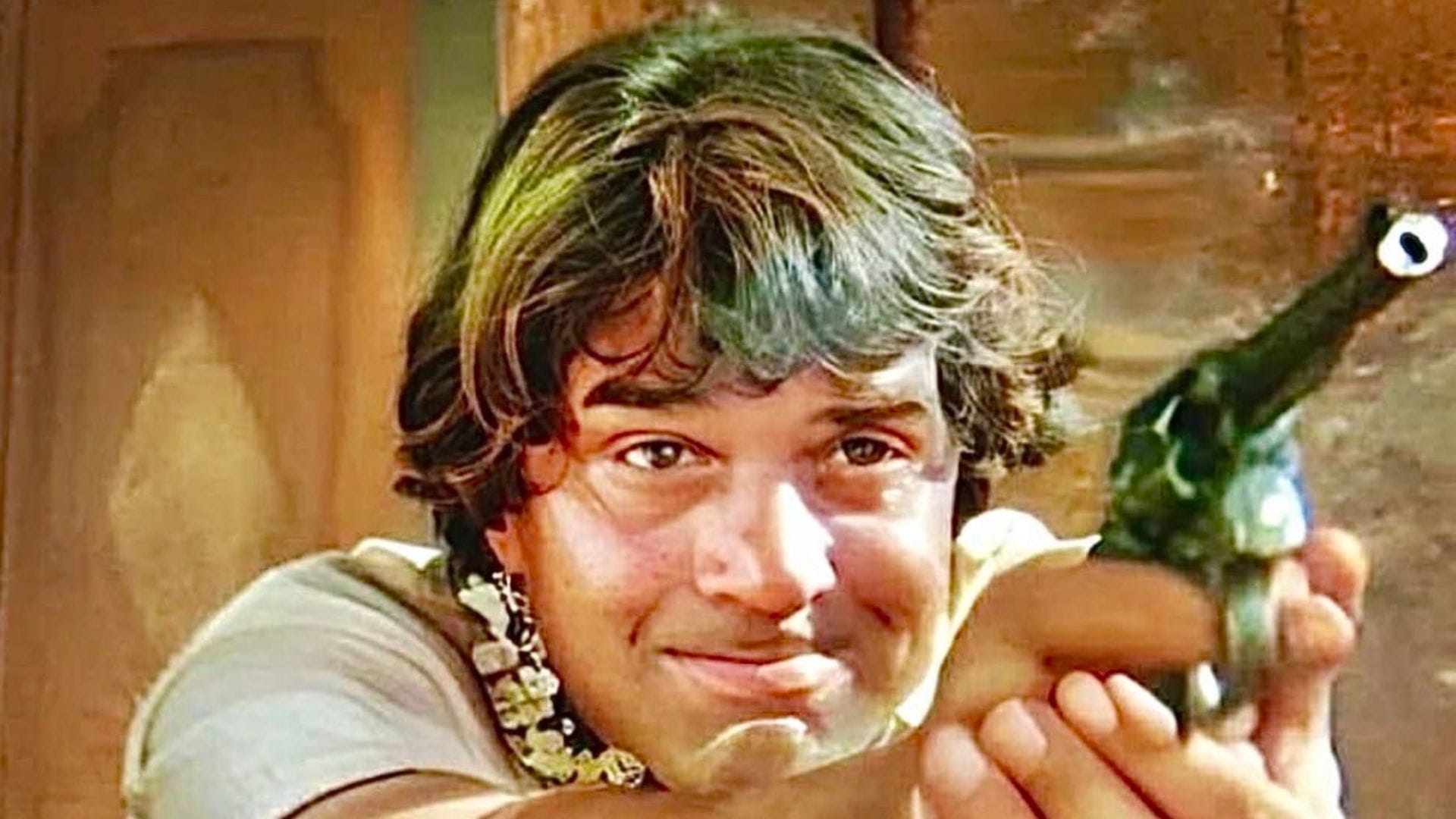 Dharmendra Due to big hands Dharmendra got the 1968 hit Film Aankhen Prem Sagar reveals interesting facts
