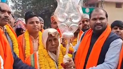 Domraja of Kashi left for Ayodhya with 3 kg silver trident for Ram Temple Consecration Ceremony