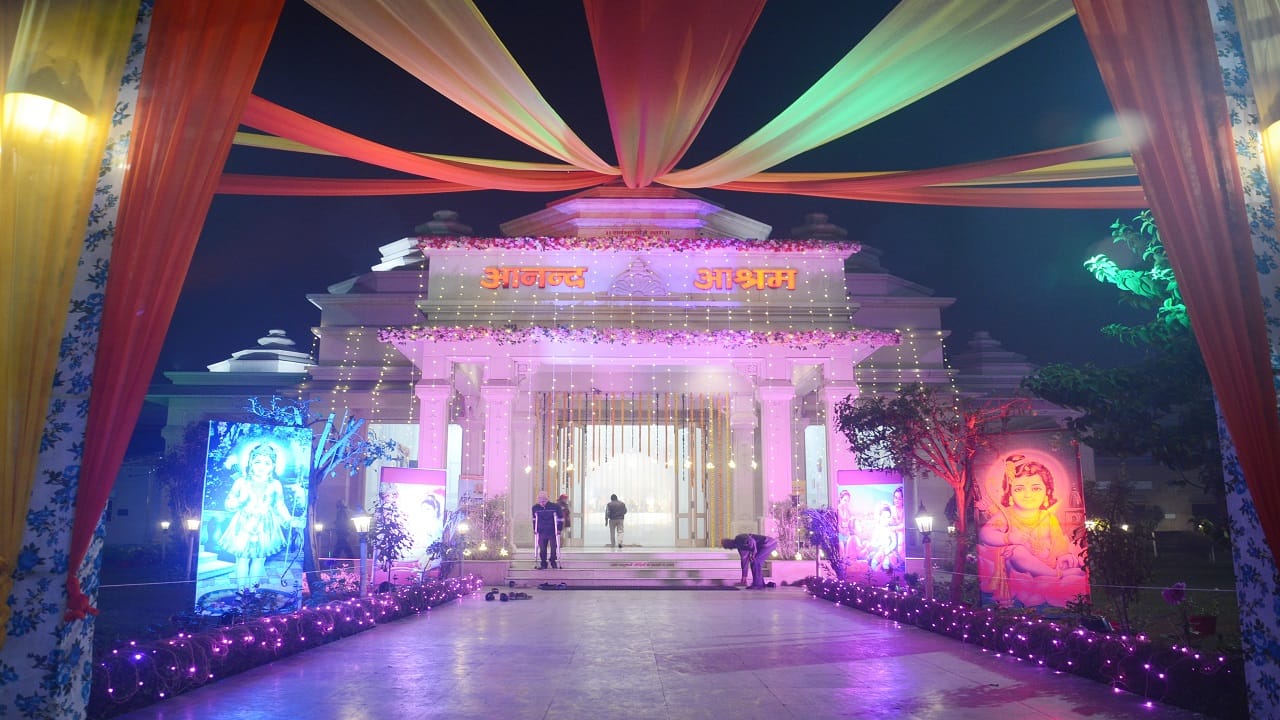 Grand decoration in the temples of Bareilly on occasion of ram mandir pran pratishtha