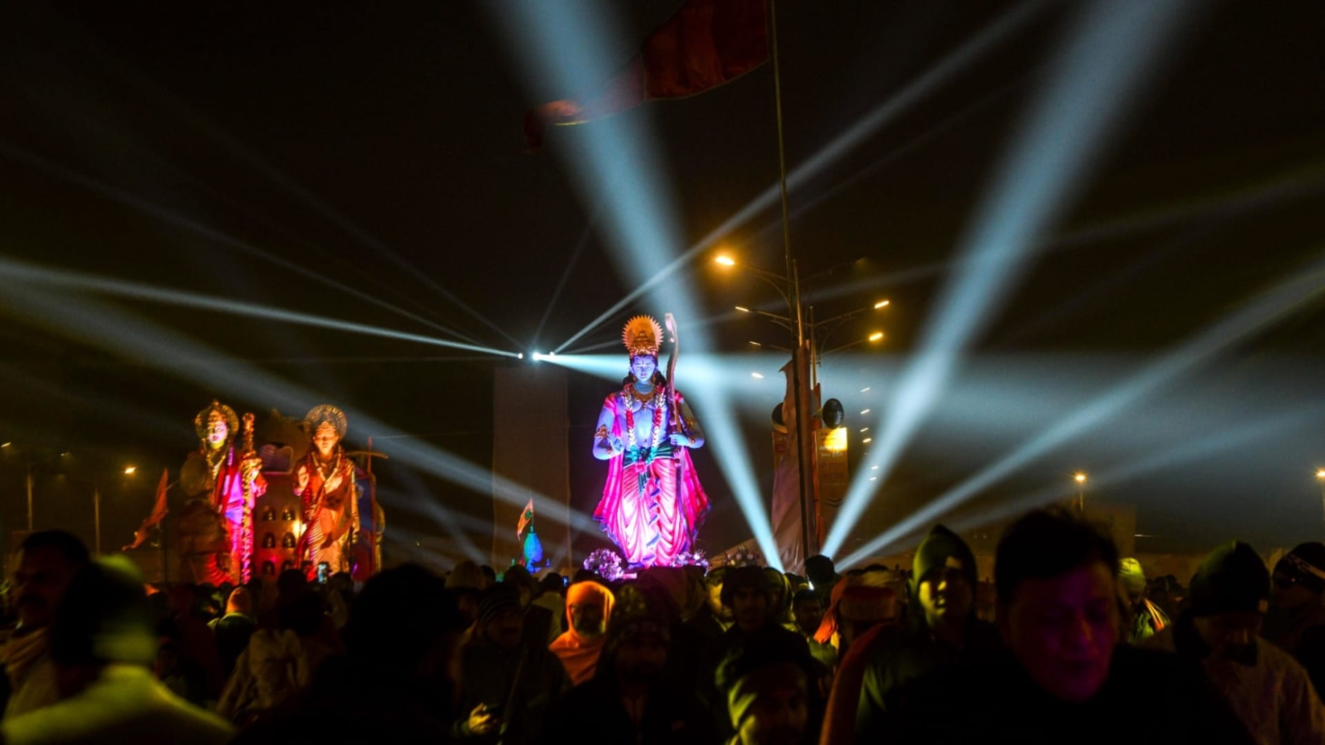 Ram temple decorated with lamps, colorful flowers and lights, see attractive photos