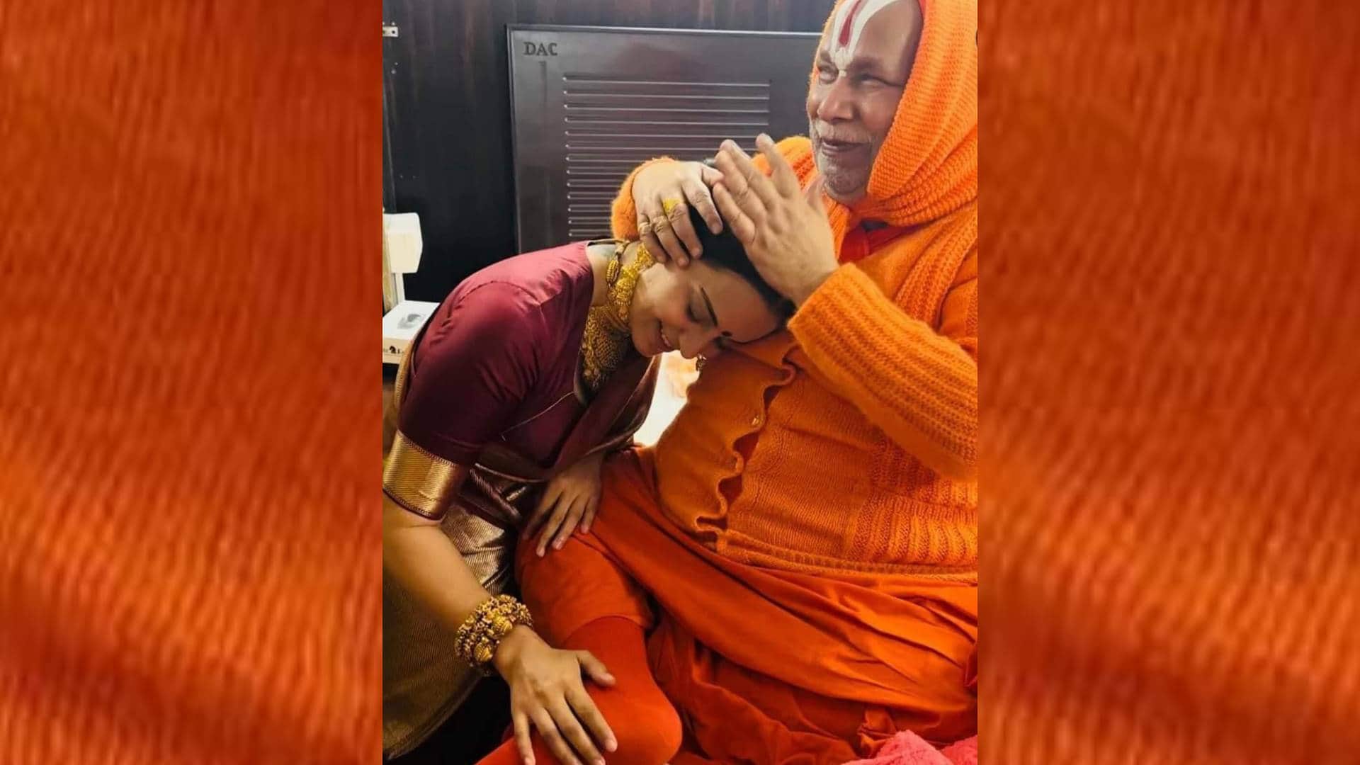 Ayodhya Ram Mandir: Kangana Ranaut in Ayodhya.