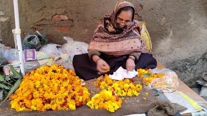 Ram Mandir: Delhi becomes happy, claims more business than Diwali; Saffron waved on the streets