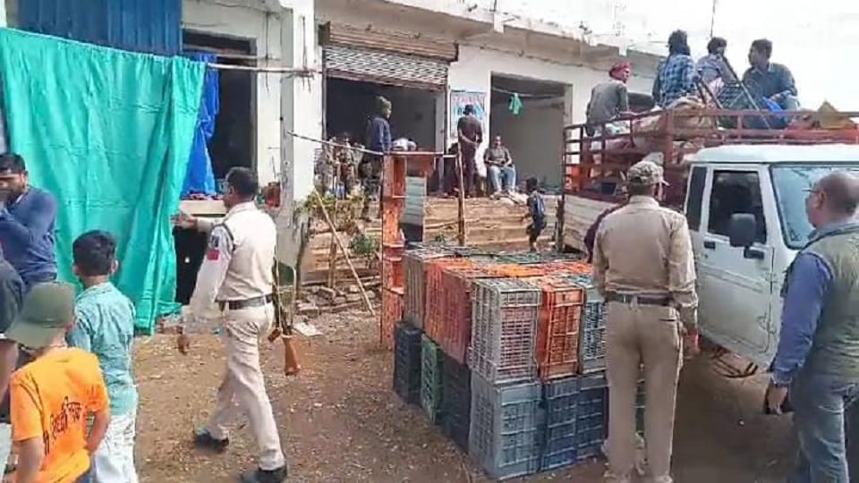 Police recovered a large quantity of stolen goods interrogation of two suspects continues in Kabirdham