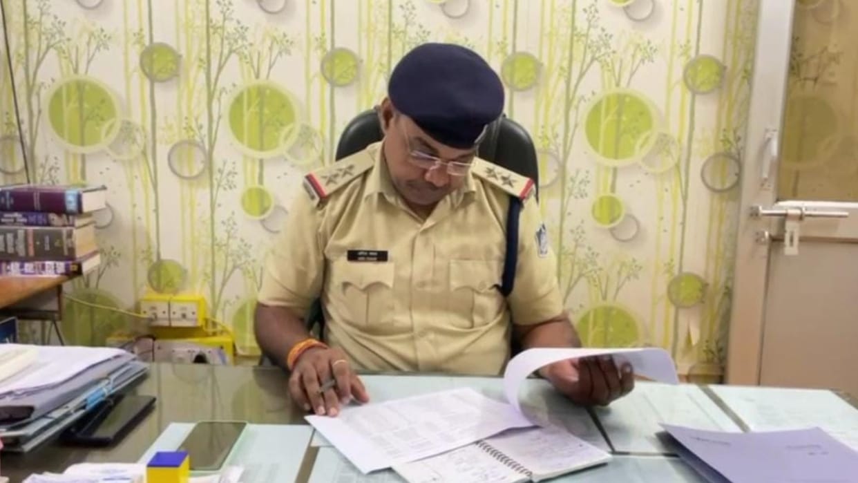 3 people gang raped the girl