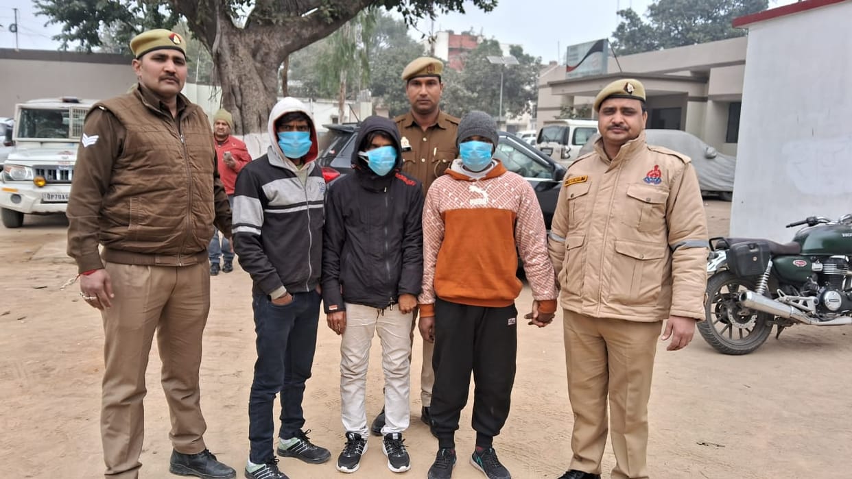 Saharanpur: Four criminals who looted businessmans house arrested after encounter