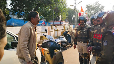 Umaria: Traffic TI issued challan for violating rules, was driving without helmet