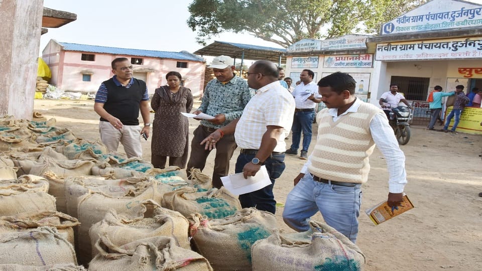 Collector on action mode action against dozens of employees for negligence in paddy procurement in Kabirdham