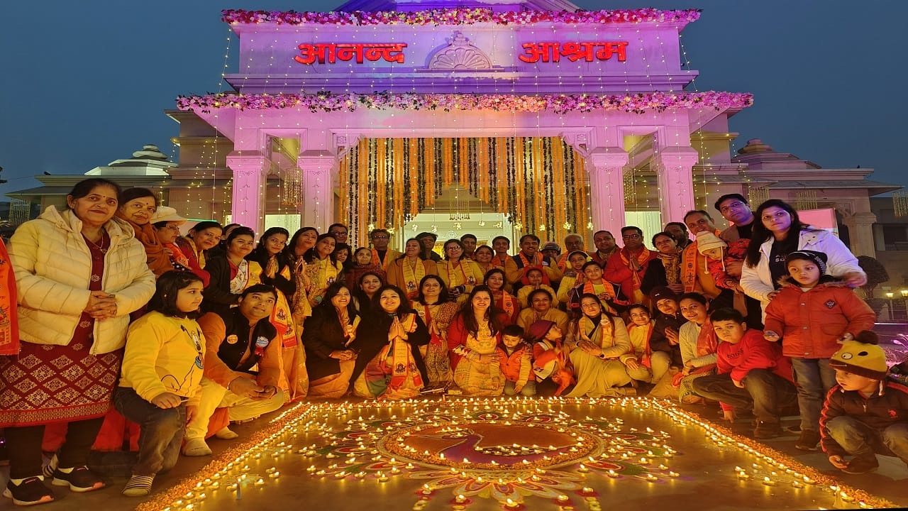 Ayodhya Ram Mandir celebration like diwali to welcome Ramlala in Bareilly