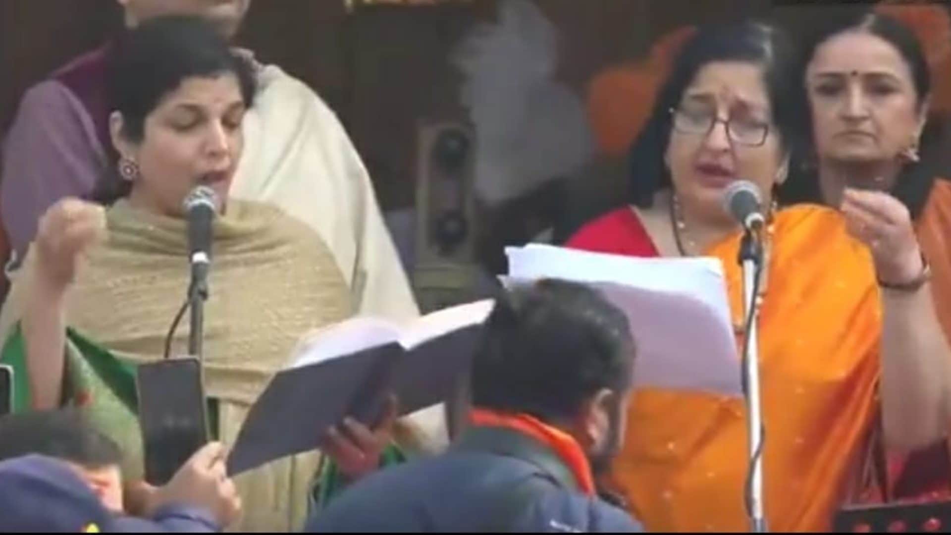 Ayodhya Ram Mandir Singer Anuradha Paudwal sings Bhajan at Shri Ram Janmaboomi Temple in Ayodhya