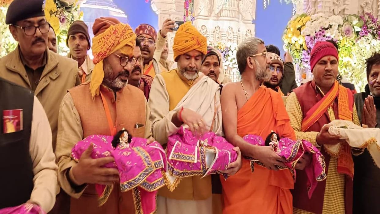 priest has reached Shri Ram temple with seated Ramlala in his lap