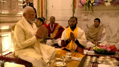 Ayodhya ram Temple: PM Narendra Modi in Pran Pratishtha Samaroh in Ayodhya.