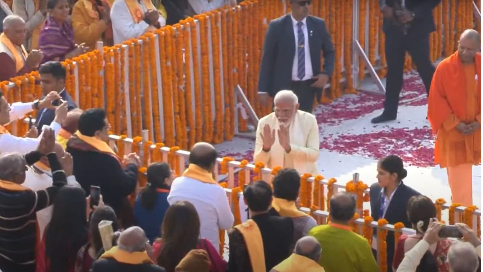 Ayodhya: PM Modi inquires about the well-being of guests who arrived during Pran Pratishtha, meets Nita, Sumit
