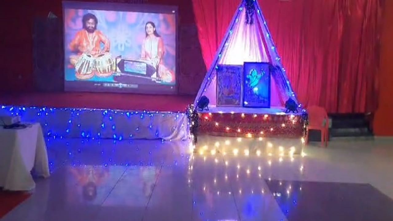 Ayodhya Ram Mandir celebration like diwali to welcome Ramlala in Bareilly