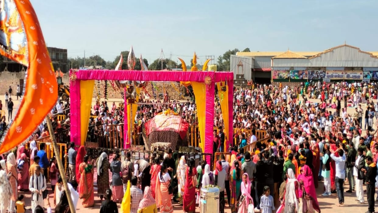 Ayodhya Ram Mandir Kubereshwar Dham dedicated to Ram in Sehore more than 50 thousand lamps installed