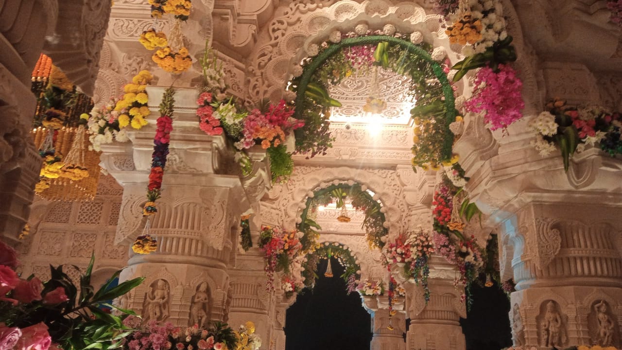 Ramlala Pran Pratishtha : See how view is inside Ayodhya Ram temple