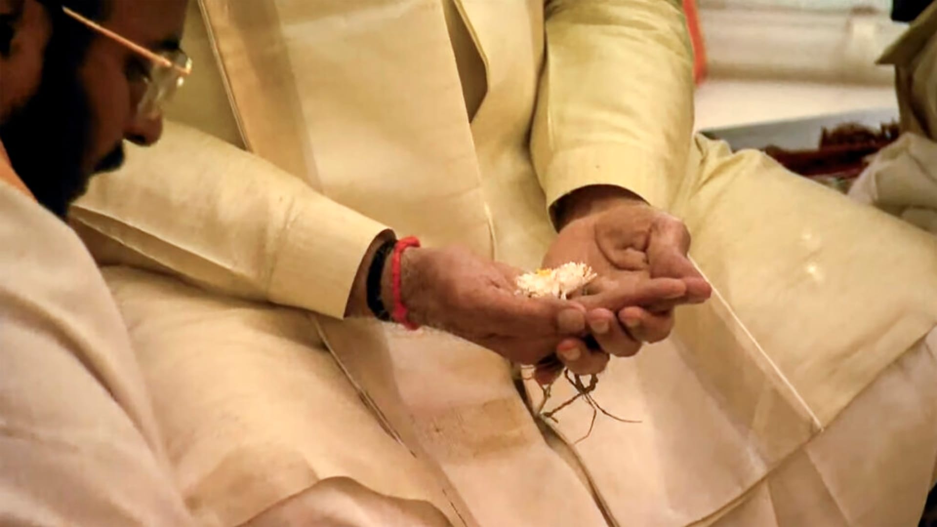 Ram Mandir Pran Pratishtha Prime Minister presented these items to Ram Lalla know its religious significance