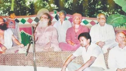 Mahant Avedyanath blown bugle of Ramjanmabhoomi movement from Dugdheshwarnath temple