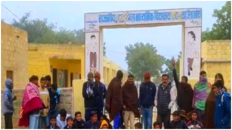 Villagers angry over the shortage of teachers locked the Higher Secondary School in Jaisalmer