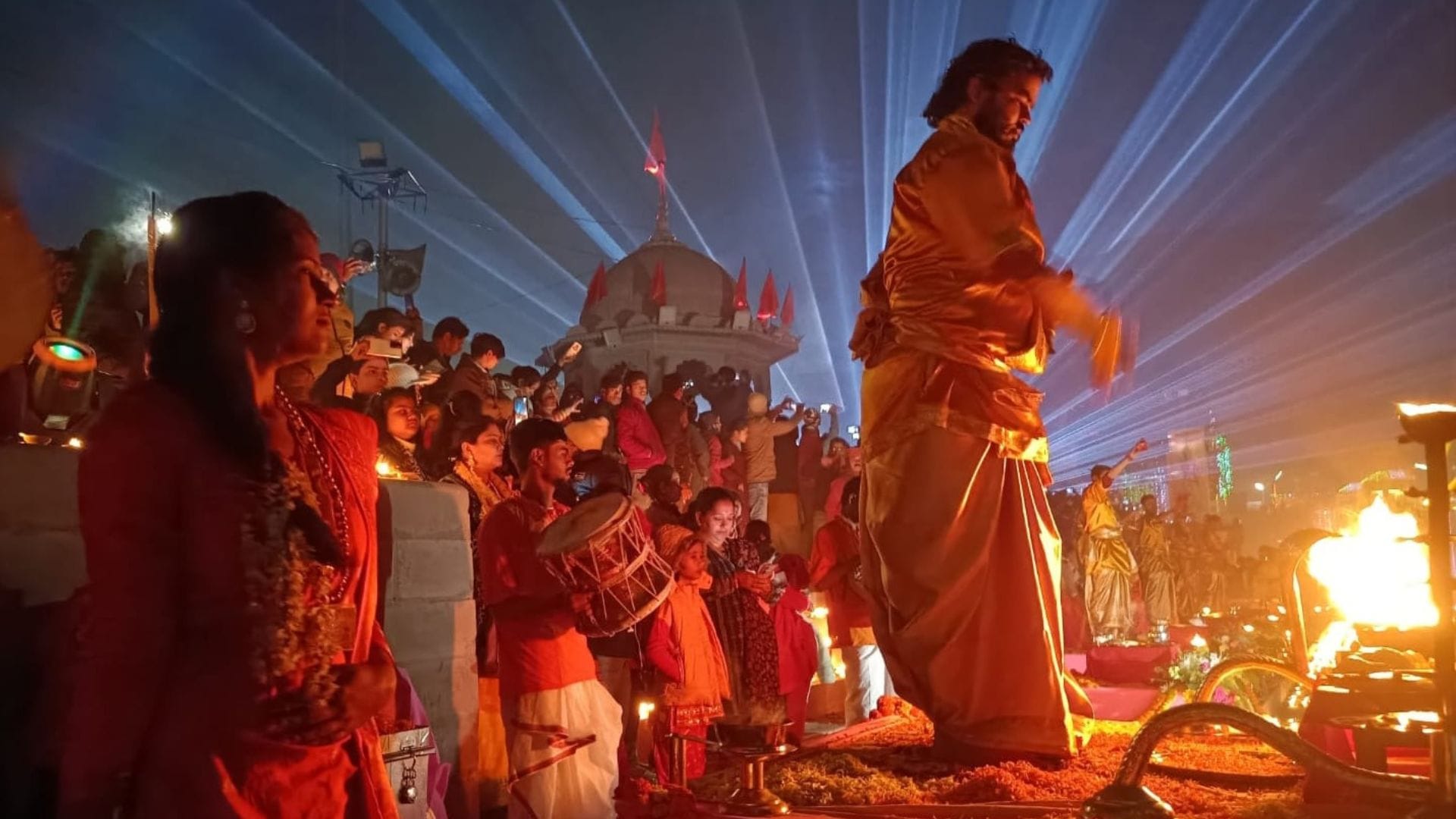 Ram Mandir Pran Pratistha ceremony Celebration in Jaunpur by lighting 1.5 lakh lamps in ghat and temple
