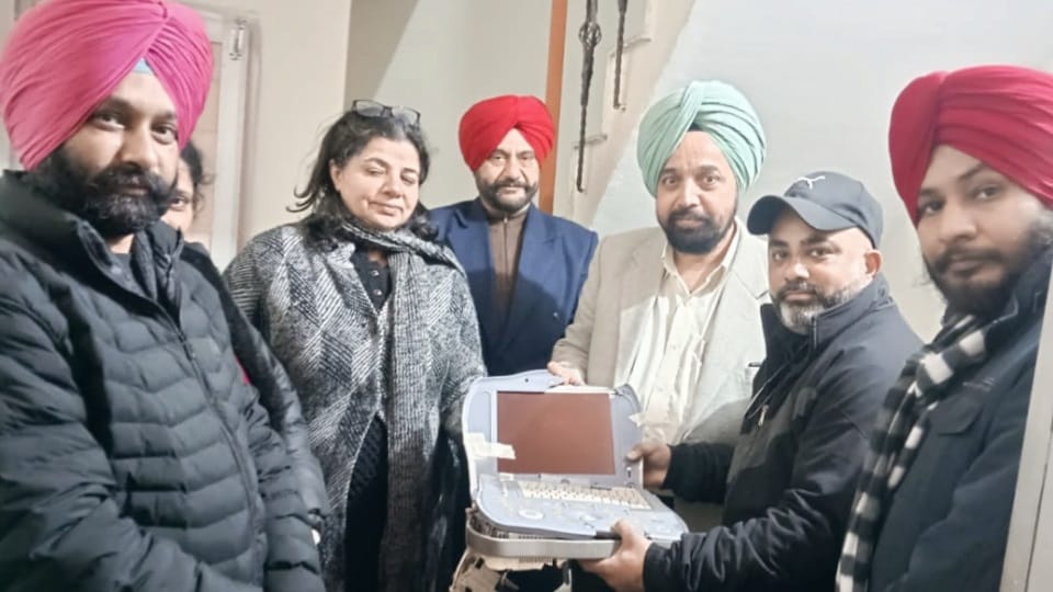 Ludhiana health department raids clinic, doctor jumped from roof