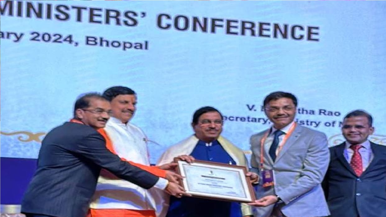 Chhattisgarh gets another National Award: Best Performance Award for auction of non-coal main mineral blocks