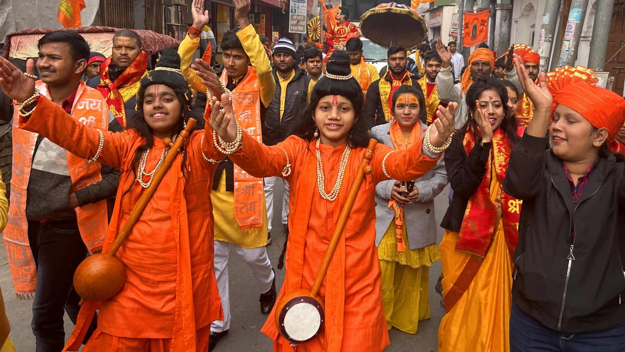 Shri Ram procession took place in every street and locality