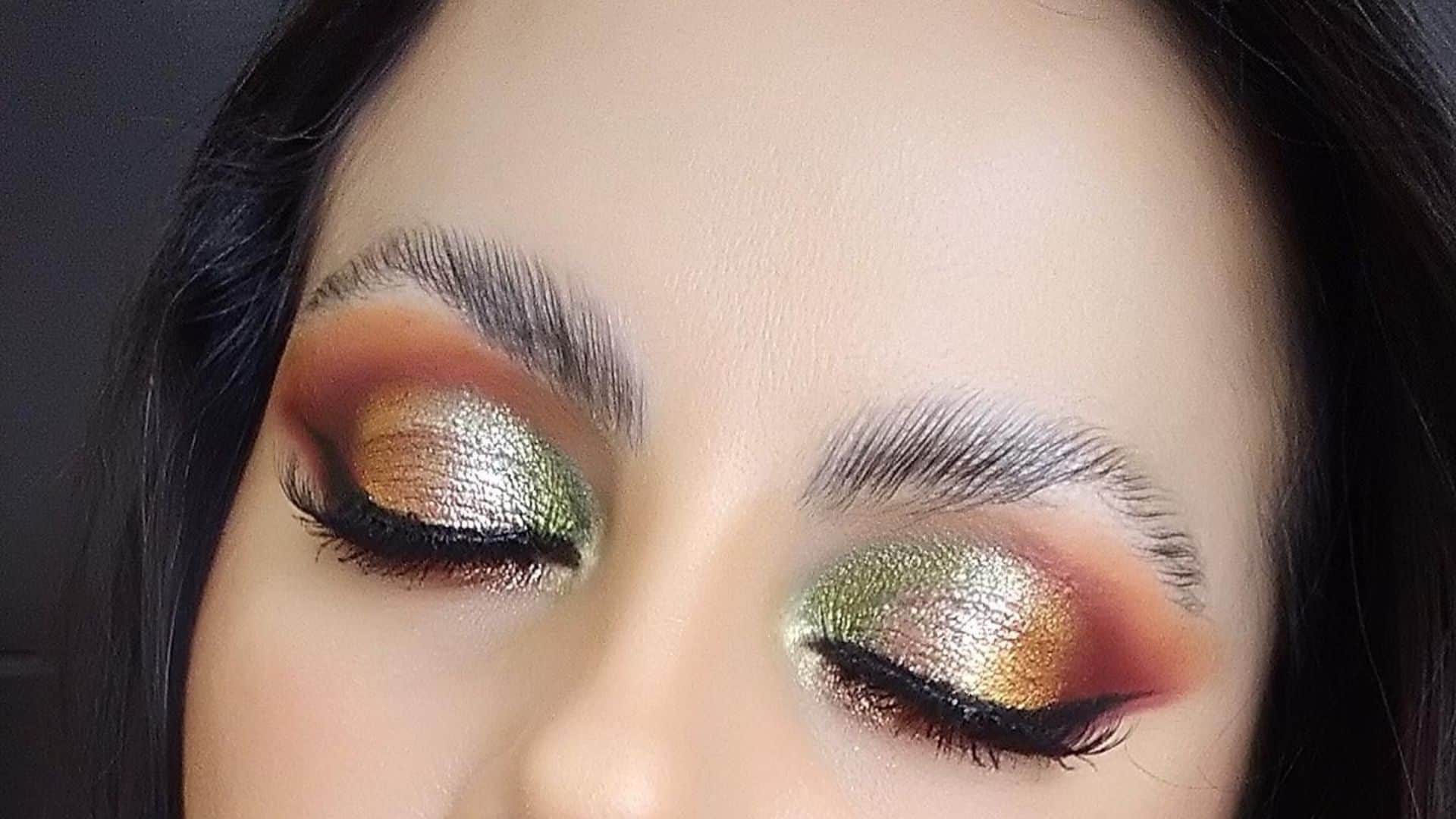 Republic Day 2024 simple tricolor makeup look for republic day