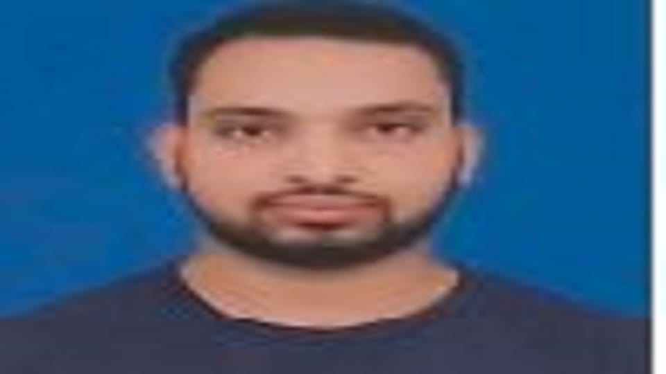 Shivpratap of Mainpuri got fourth position in PCS exam father is food safety officer