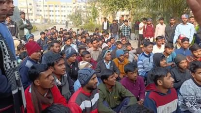 Sitamarhi: College kept students out of hostel overnight to celebrate consecration of Ram temple