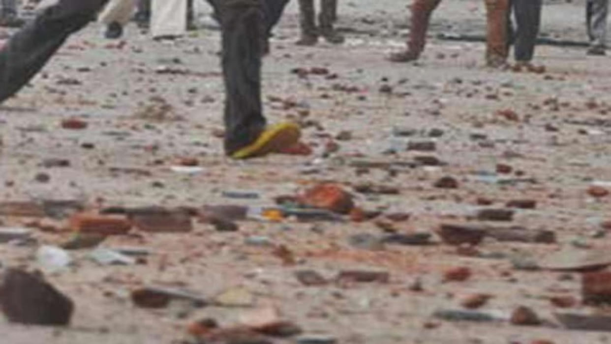 Shobha Yatra Stone pelting Lord Ram in Vadodara one injured Stone pelting after clash in Thane also