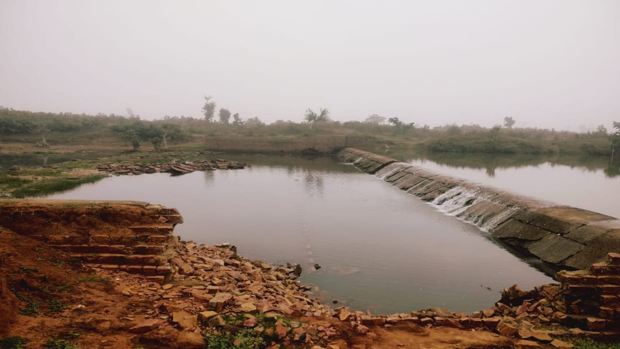 Hundreds of farmers of two villages may face water crisis