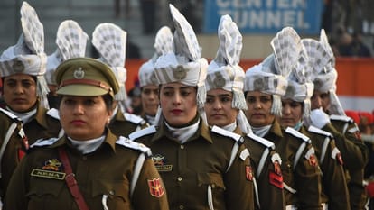 Jammu Kashmir: Police gets 915 constables after formation of two women battalions