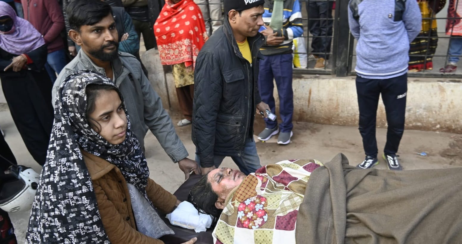 Kanpur Blast, Clouds of dust in the sky, screams on the ground, explosion due to gunpowder