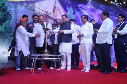 Mumbai Kauthig 2024: सीएम धामी की प्रवासी उत्तराखंडियों से अपील, कहा- साल में एक बार उत्तराखंड जरूर आएं Mumbai Kauthig 2024 CM Dhami appeal to migrant definitely come to Uttarakhand once a year
