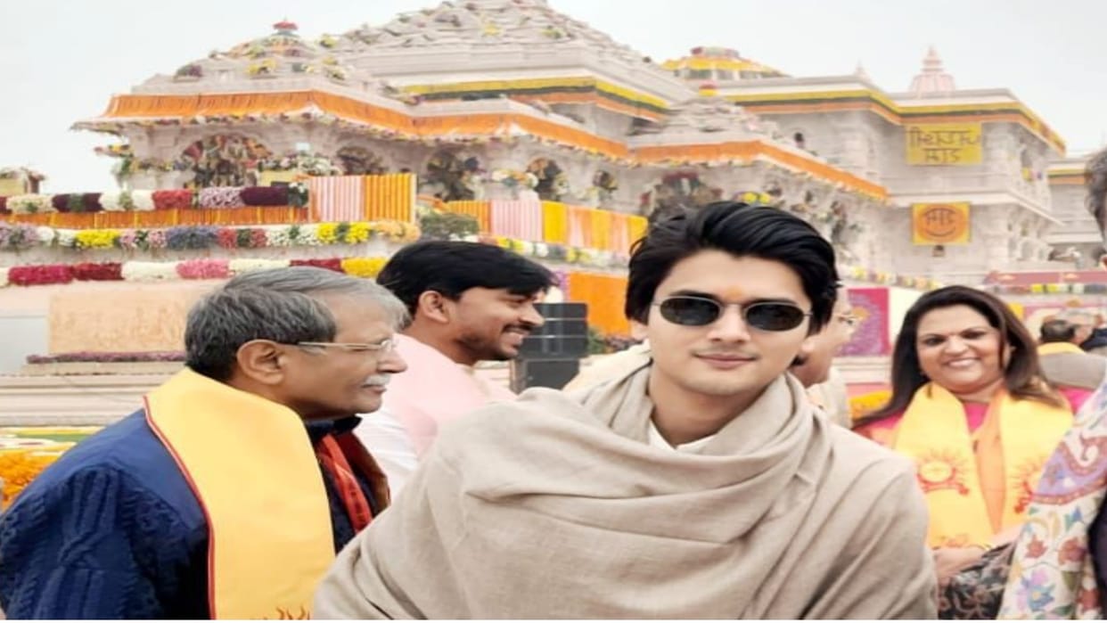 Jyotiraditya Scindia's son Mahaaryaman Scindia participates in life consecration