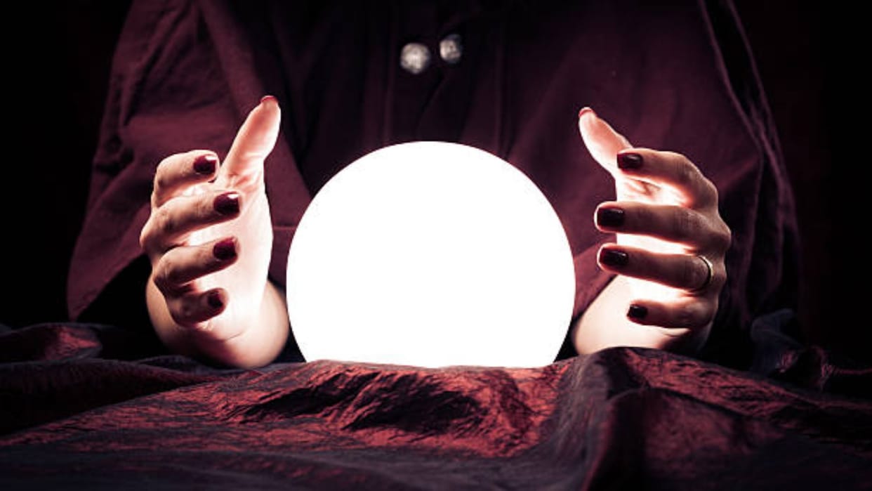 Pedictions 2024:  year 2024 predictions in 1924 predicted what life Pedictions viral