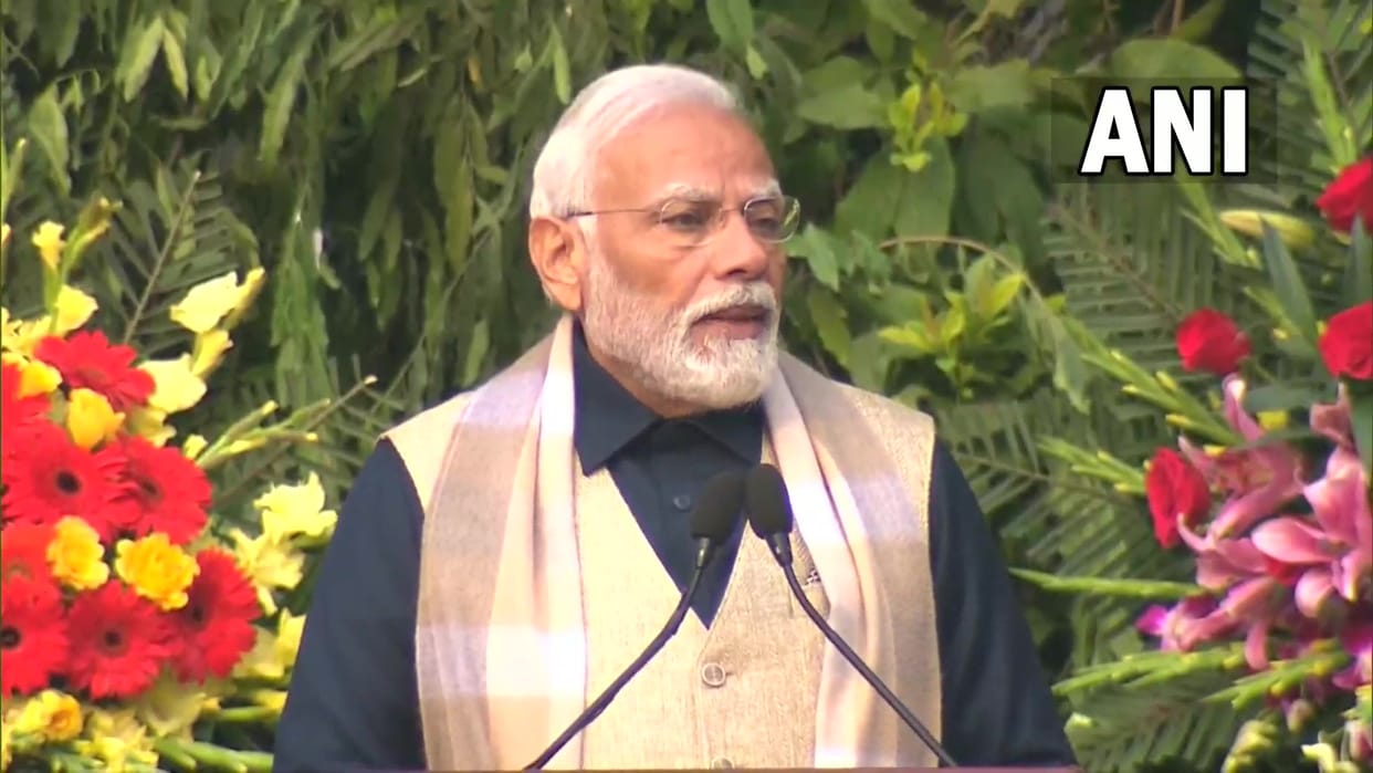 PM Narendra modi interact NCC and NSS volunteers remember socialist leader Karpoori Thakur bharat ratna