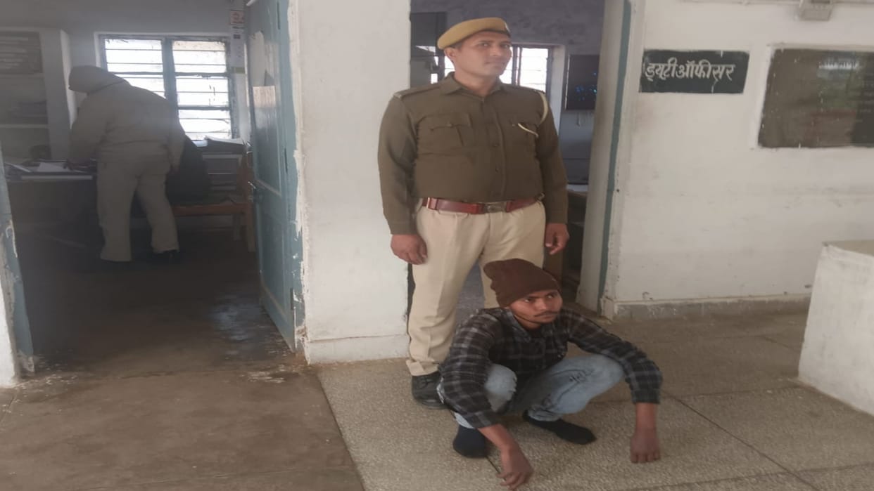 Dholpur Crook Adam alias Tota roaming in city with intention of committing crime arrested