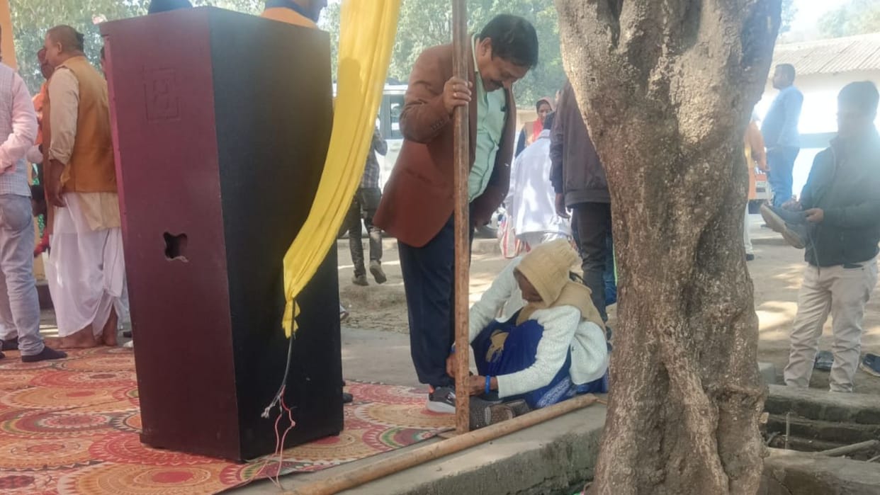 CM Mohan Yadav Instructs To Remove Chitarangi SDM for Asking Woman To Tie Shoe Laces