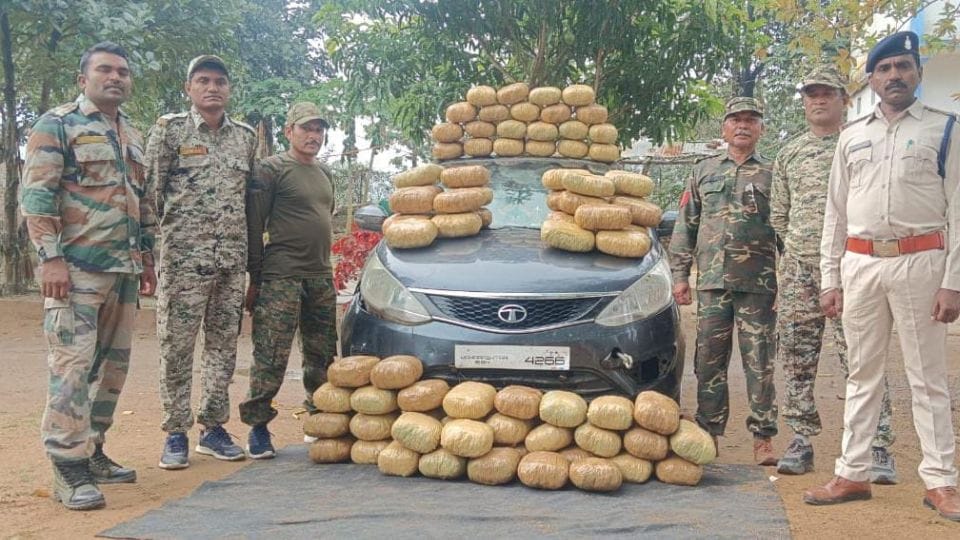 Police seized 162.75 kg of ganja in Dhamtari