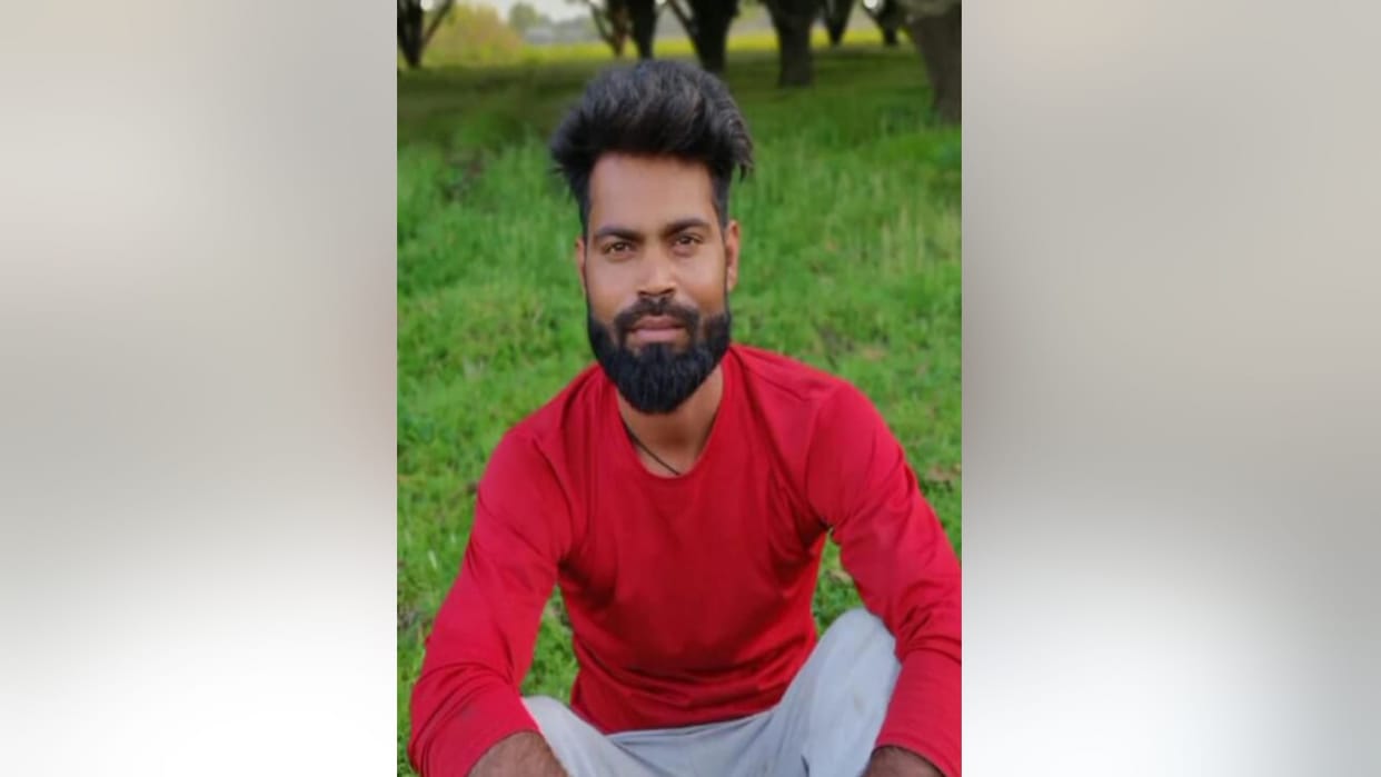 A youth of Baghpat has died in road accident in Delhi