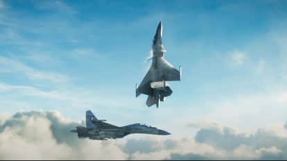 Fighter Movie Review in Hindi by Pankaj Shukla Siddharth Anand Hrithik Roshan Deepika Padukone Anil Kapoor