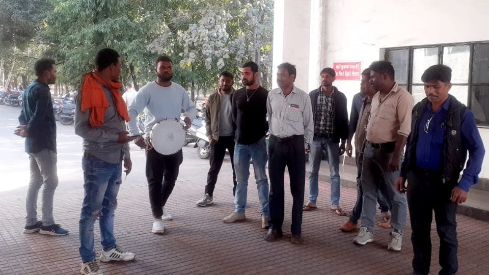 Land displaced unemployed people staged unique demonstration at SECL office in Korba