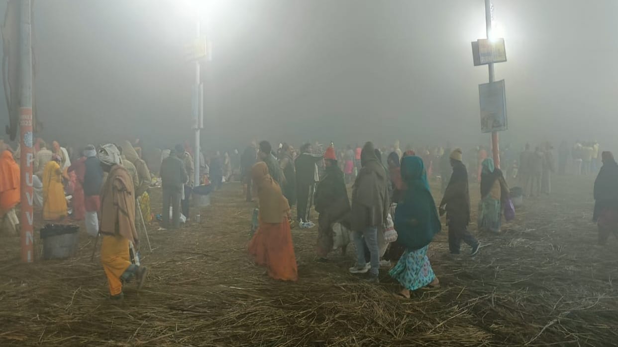 Paush Purnima: Lakhs of devotees take holy dip in Sangam, Kalpavas also starts with Yama Niyama